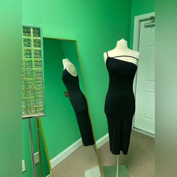 Enza Costa | Silk Knit Essential Dress - Picture 3 of 8